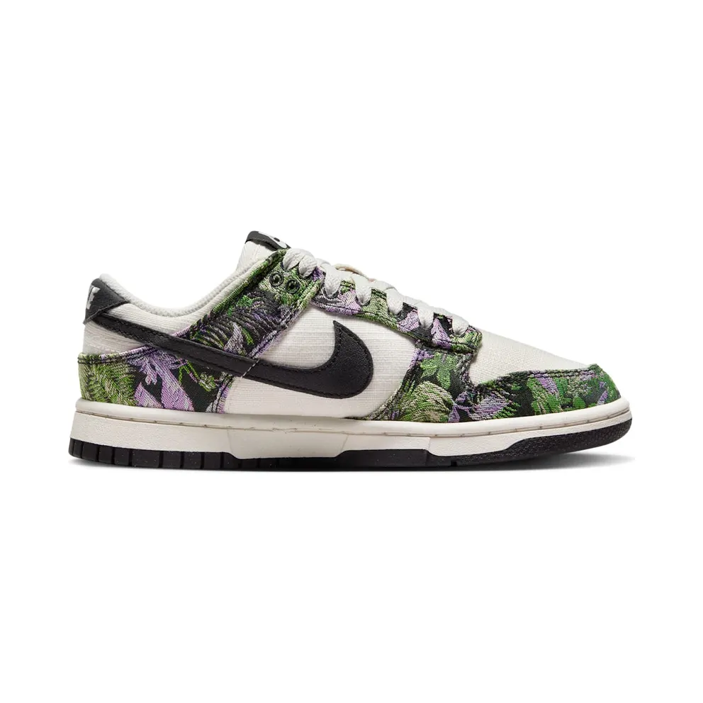 Nike DUNK LOW “Floral Tapestry” (FN7105-030)