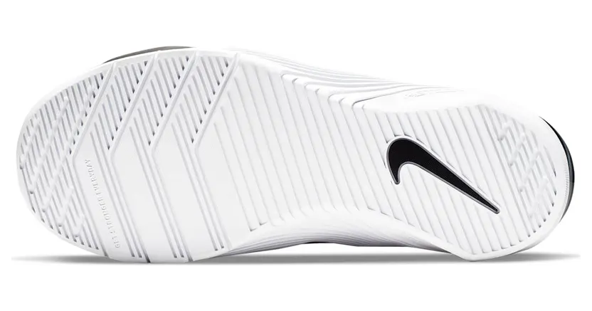 nike-metcon AO2982-010
