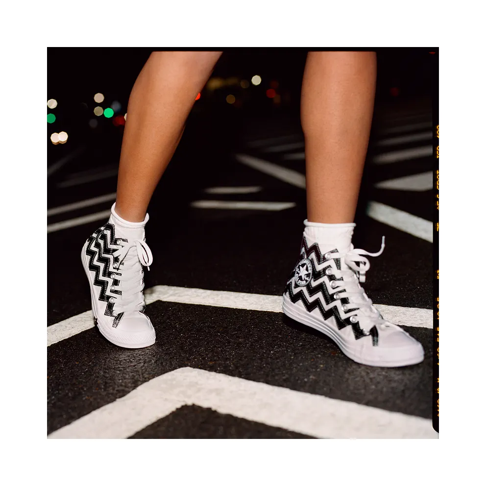 Converse Chuck Taylor All-Star Mission-V High White (W) (565376C)