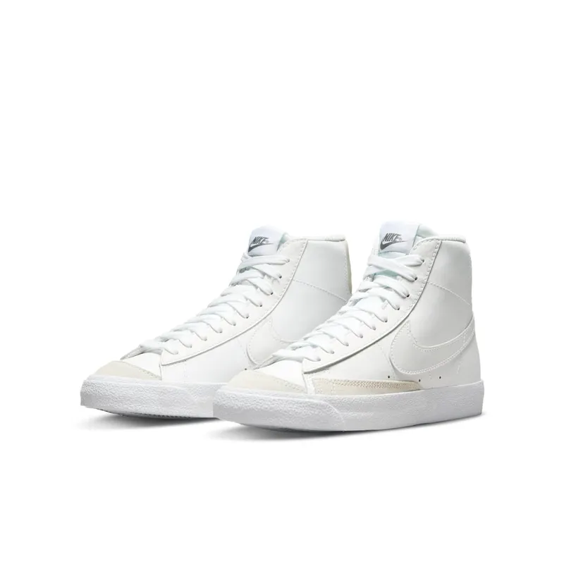 Nike Blazer Mid ’77 Older Kids’ White (DA4086-104)