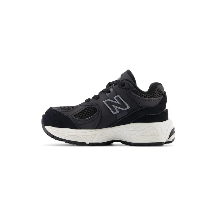 new-balance-2002 IC2002BK