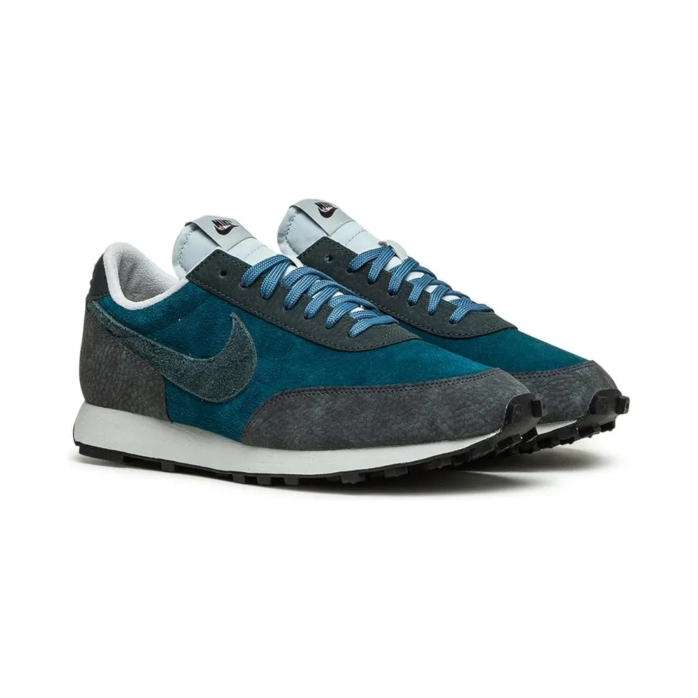 Nike Daybreak “Midnight Turquoise / Dark Smoke Grey / Thunderstorm / Seaweed” (CU3016-300)