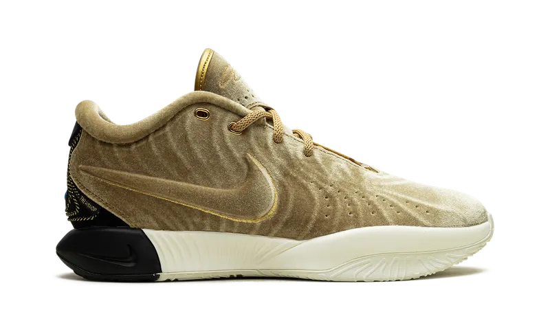 Nike LeBron 21 EP “The Shop Nobility (Solid Sole)” (FZ7884-700)