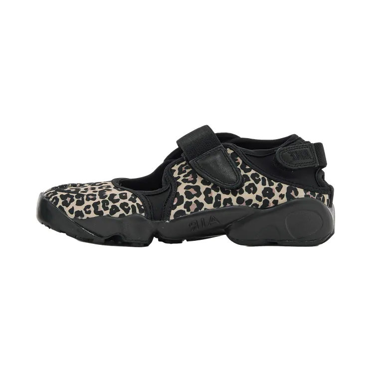 Nike Air Rift Breathe “Leopard”: de gespleten teen durft weer