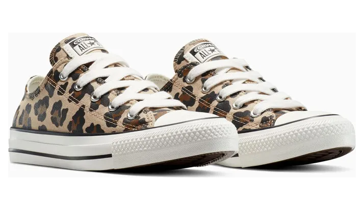 converse-chuck-taylor-all-star A16591C