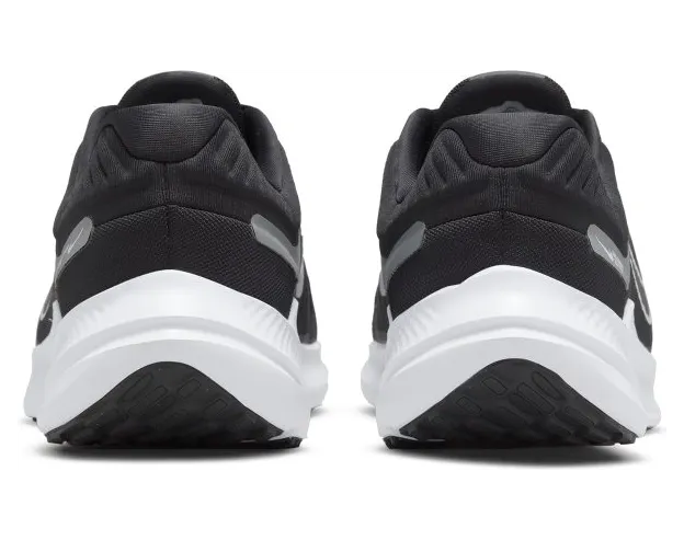 nike-quest DD0204-001