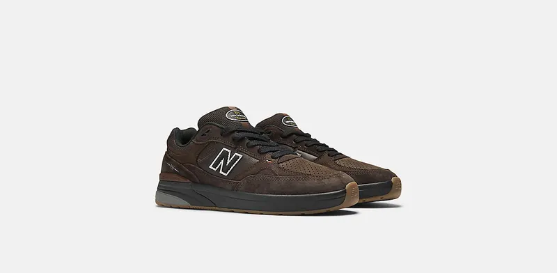 New Balance Numeric 933 Andrew Reynolds Black Gum (NM933BAR)