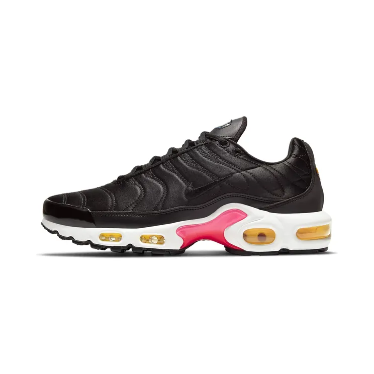 Nike Air Max Plus “Black / Pink Glow / Chile Red” (DC4465-001)