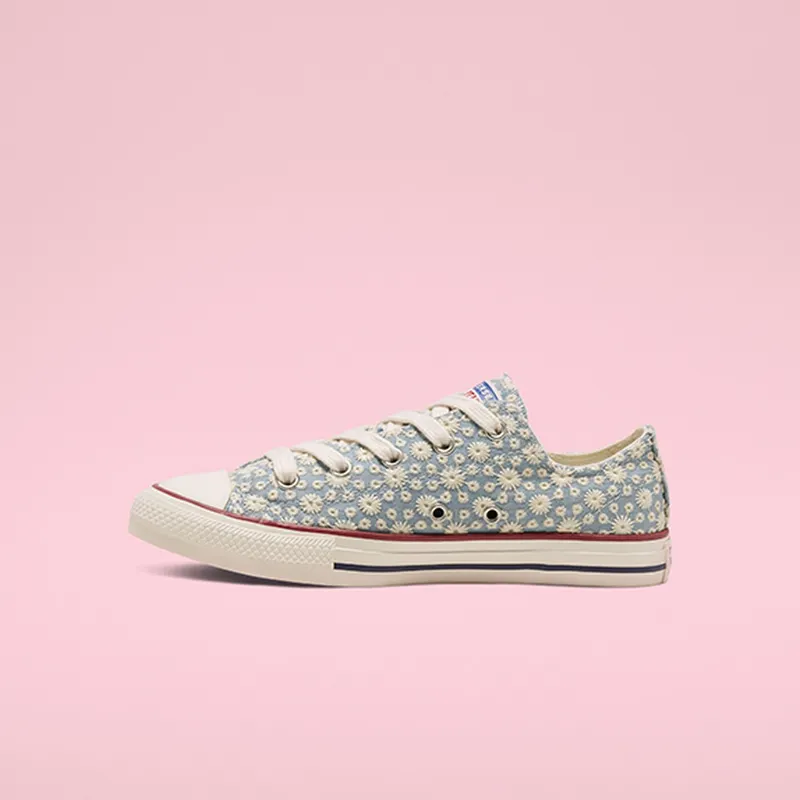 Converse Little Miss Chuck Taylor All Star Low Top (668034C)
