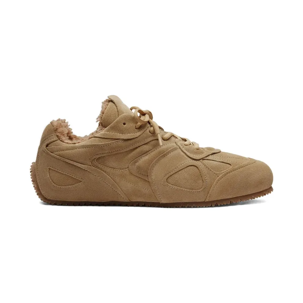 Axel Arigato Slow Shearling Runner Sneakers – Braun (F3995002)
