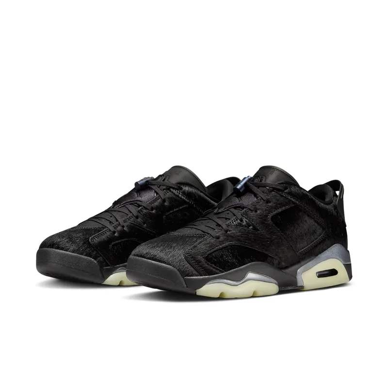 Air Jordan 6 “Blackout” (IO9786-001)