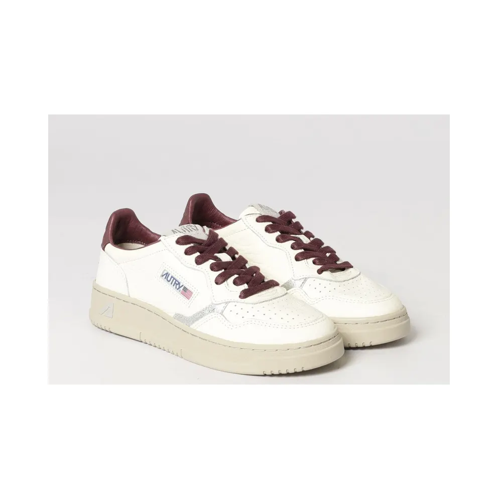 Autry Medalist Low Bicolor Leather Sneakers with Perforated Toe Burgundy (AULWNE19)