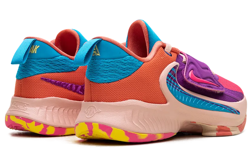 nike-zoom DQ0552-500