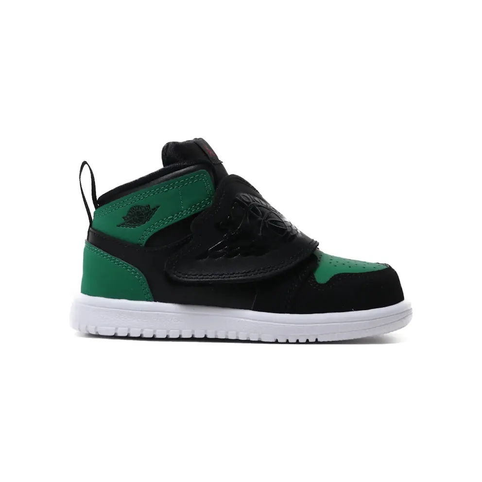 Sky Jordan 1 Schwarz (BQ7196-003)