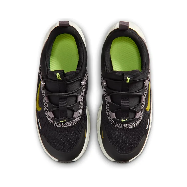 nike-free IQ5811-005