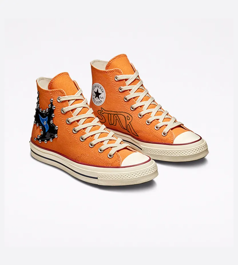 converse-chuck-taylor-all-star A01762C