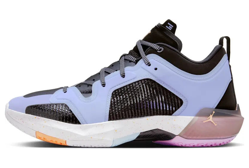 Air Jordan 37 FD8701-001