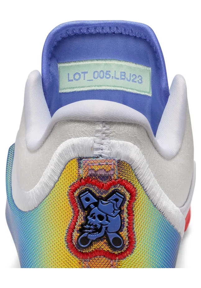 nike-lebron IV4908-101