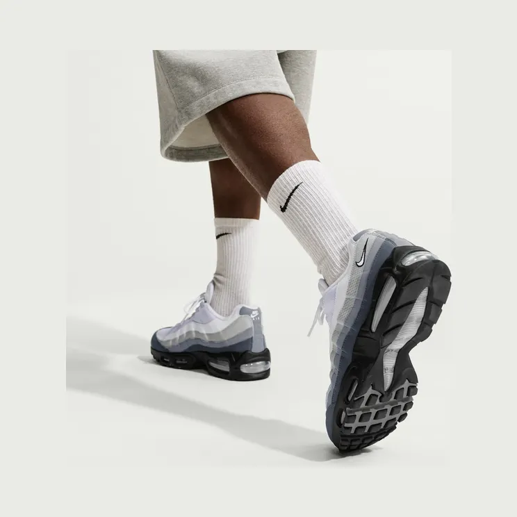 nike-air-max IV5767-003