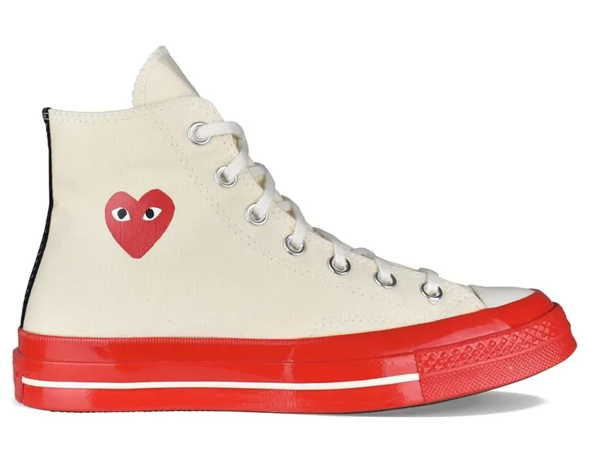 Comme Des Garçons Play x Converse high-top sneakers met hartlogo – Beige (AZK1240012)