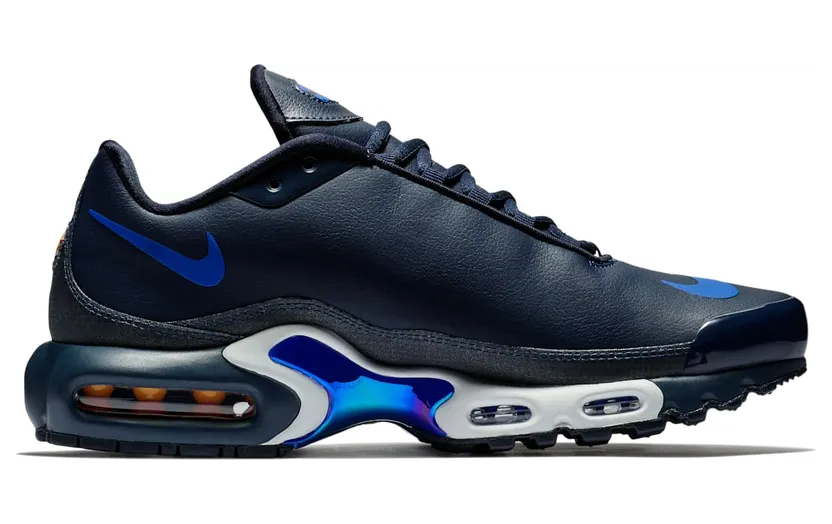 nike-mercurial AQ1088-400