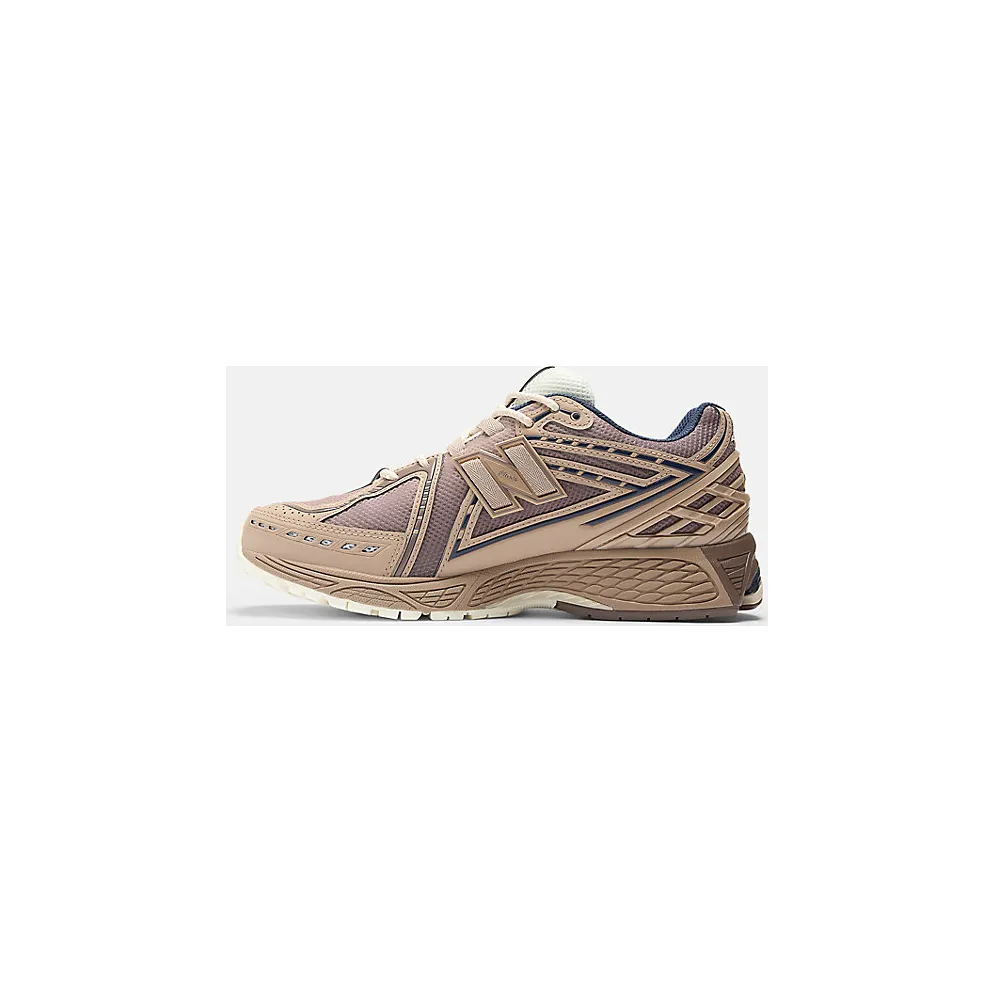 New Balance 1906R “Earth Shadow / Flat Taupe” (U1906REN)