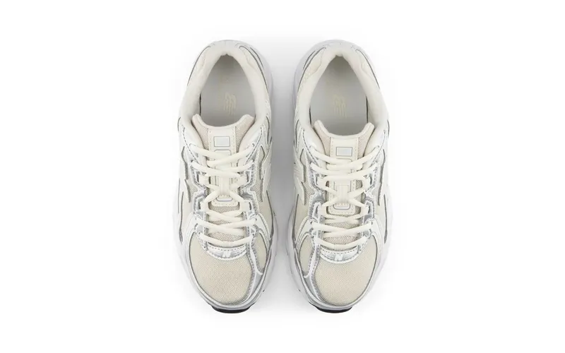 New Balance 740 Grey / Beige