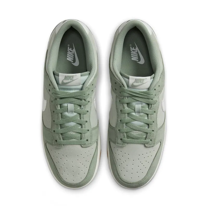 Nike Dunk Low SE “Jade Horizon” (HQ1931-300)