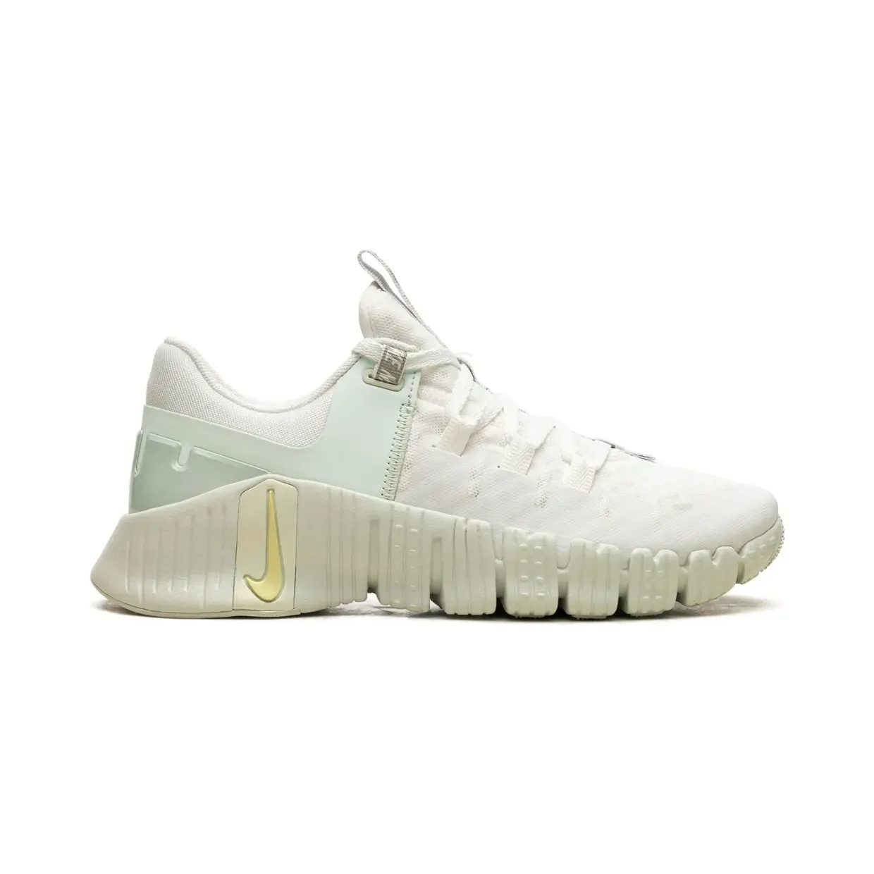 nike-free FJ1548