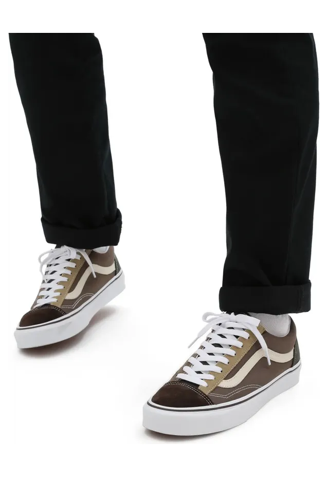 vans-style VN0A54F6B91