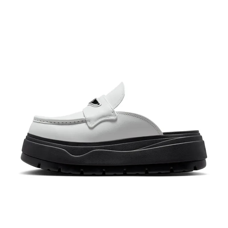Jordan Mule “Summit White Black” (HJ4292-100)