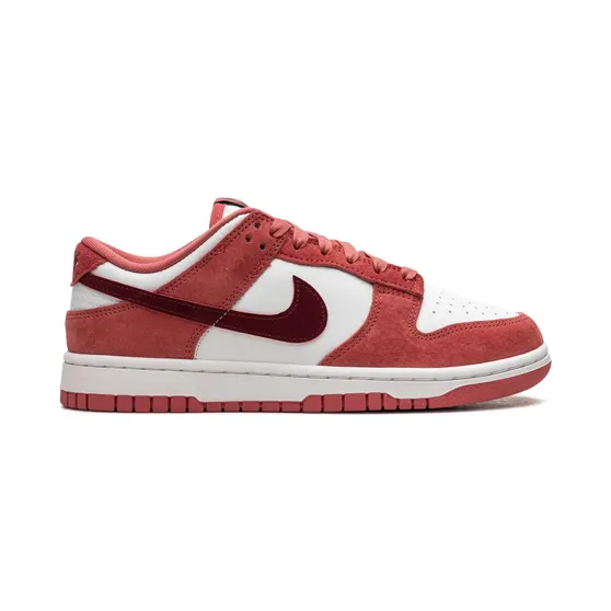 Nike Dunk Low Valentine’s Day “Red” (FQ7056)