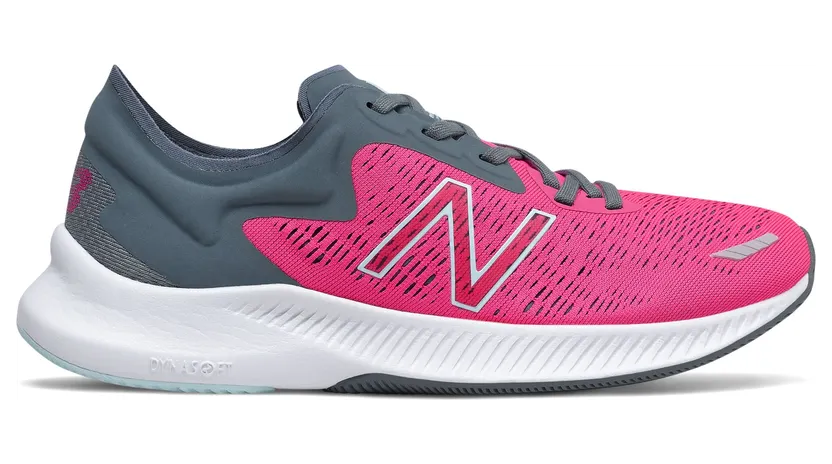 new-balance-sneaker WPESURP1