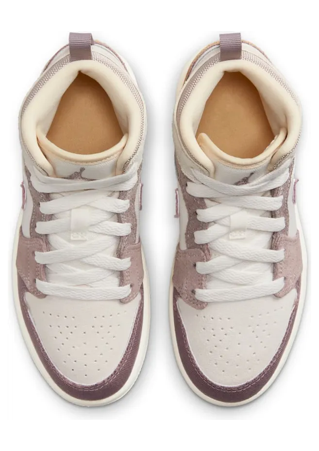 air-jordan-1 DZ4468-102