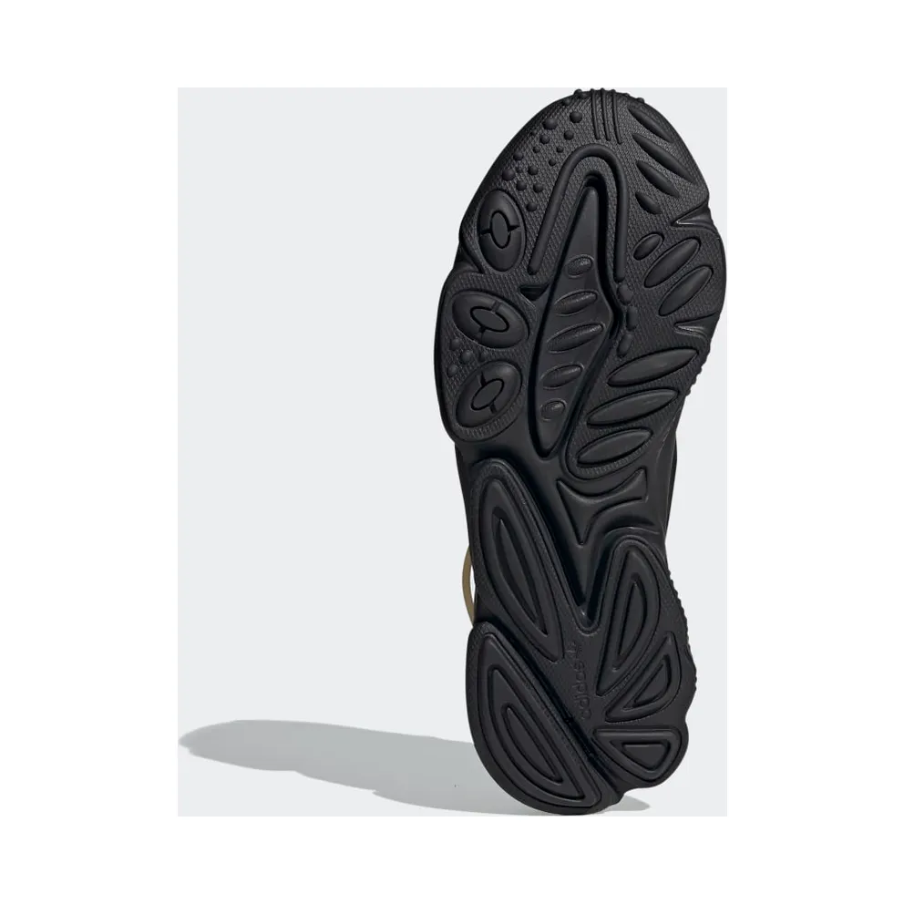 adidas OZWEEGO Core Black / Core Black / Hazy Beige (GV9710)