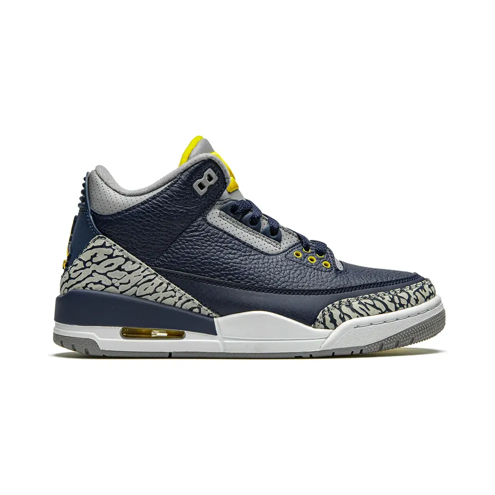 Jordan ‘Air Jordan 3 Retro’ – Black (AJ3820)