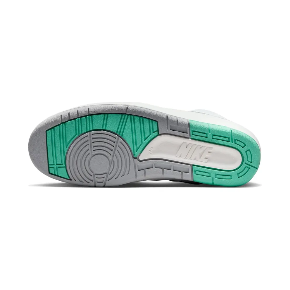Jordan 2 Retro “Crystal Mint” (FN6755-100)
