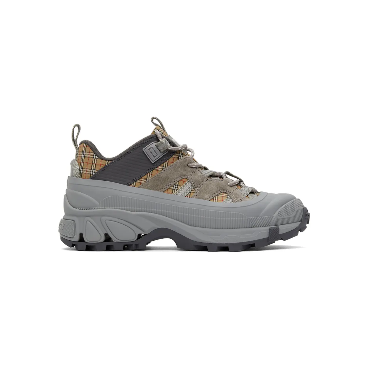 Burberry Arthur Chunky Low-Top Sneakers (8043864)