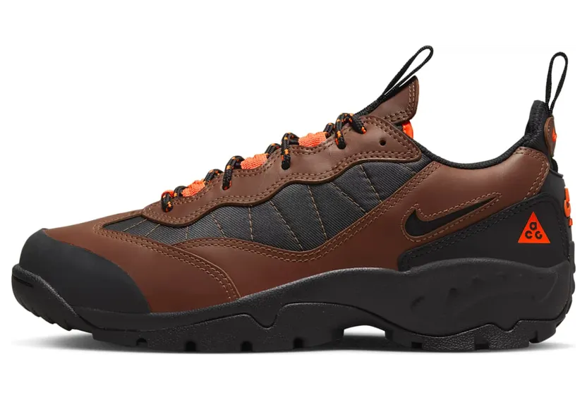 Nike ACG Air Madaen Bruin (DO9332-200)