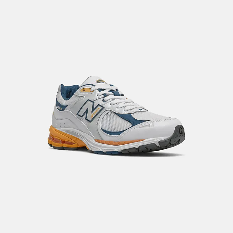 new-balance-2002r M2002RLA
