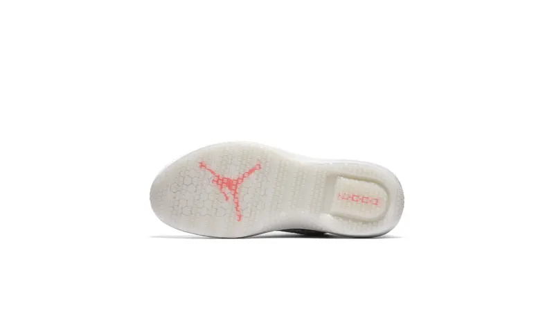 Jordan  Trainer 1 Low Wolf Grey Infrared 23 White/Wolf Grey-Infrared 23 (845403-103)