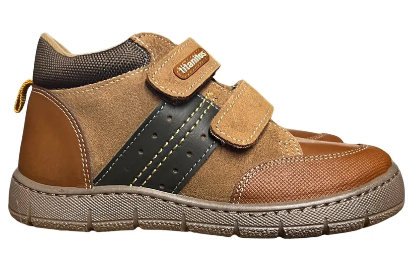 Titanitos Brown (U310NARCISOCUERO)