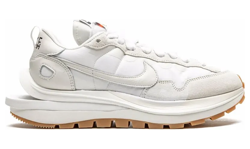 Nike x sacai VaporWaffle low-top “White” (DD1875)