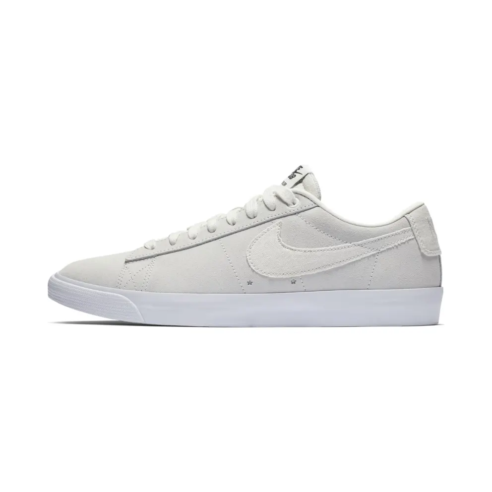 Nike SB Blazer Low GT Summit White Summit White/Obsidian-Gum Yellow-Summit White (704939-100)