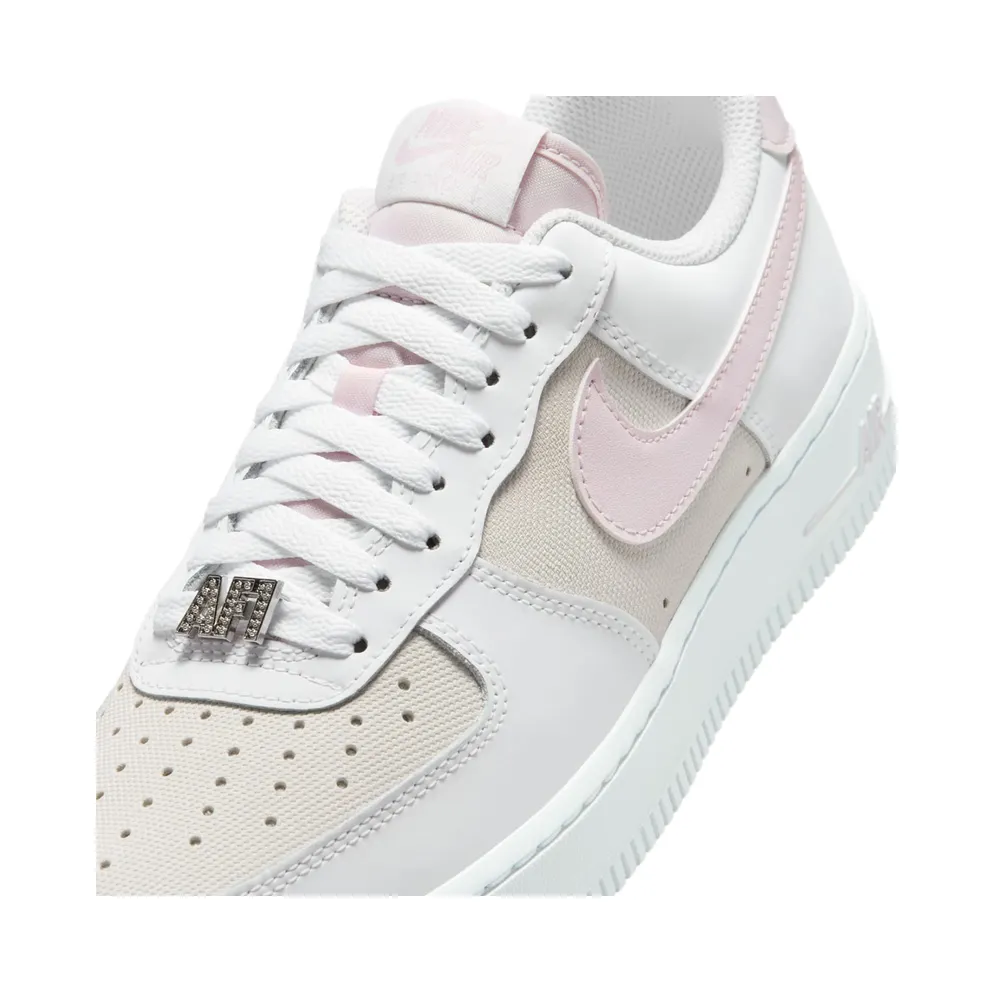 Nike Air Force 1 white/bleached lilac metallic silver (IV4721-100)