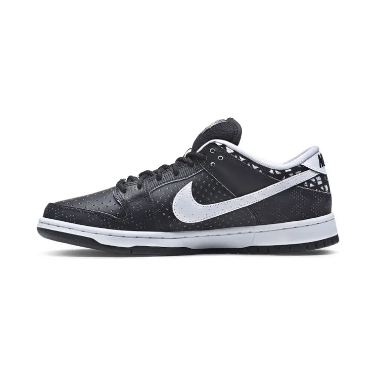 nike-dunk 745956-010