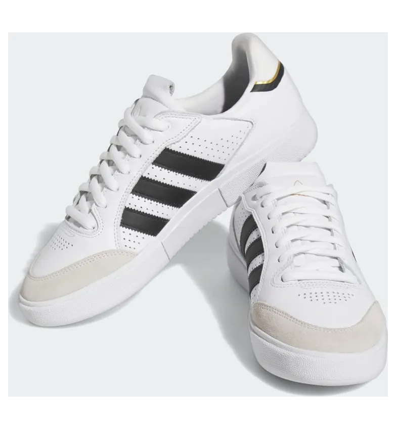 adidas-tyshawn HQ2003
