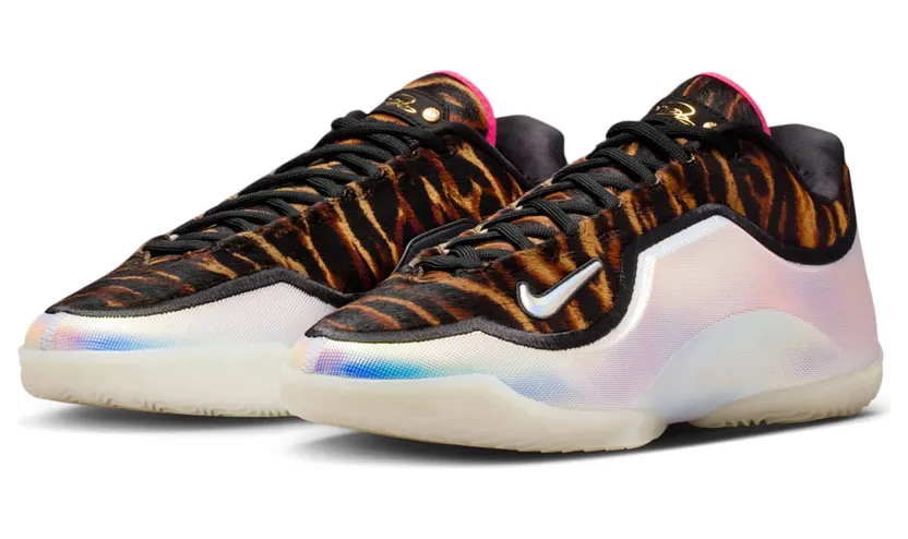 nike-lebron IO1115-100
