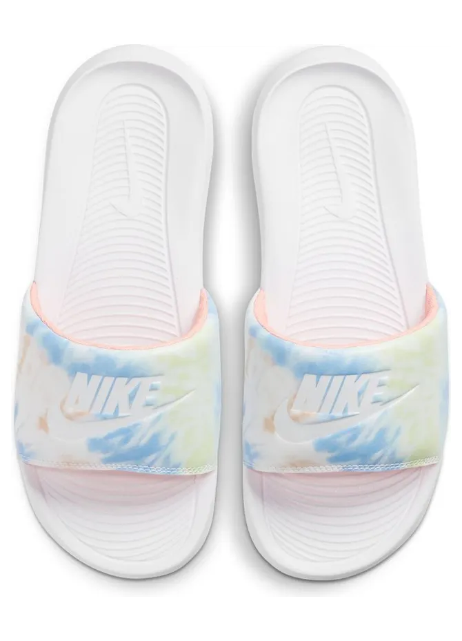 nike-victori-one CN9676-101