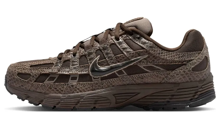 Nike P – “Velvet Brown / British Khaki / Zwart / Light Chocolate” (IH4451-200)